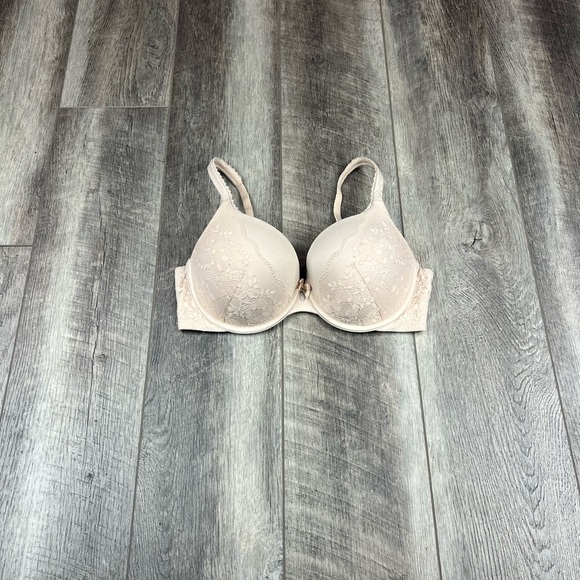 34DD‎ VS Nude Push-up Bra - Picture 1 of 14
